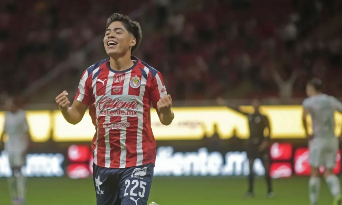 Chivas exhibe al Necaxa de Fernando Gago en su regreso a Guadalajara.