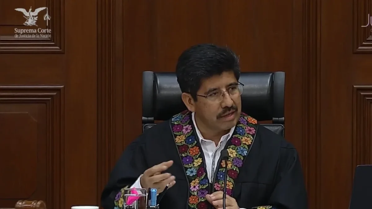 El presidente Hugo Aguilar inauguró la primera sesión de la nueva SCJN, con ministros y estudiantes presentes en el Pleno.