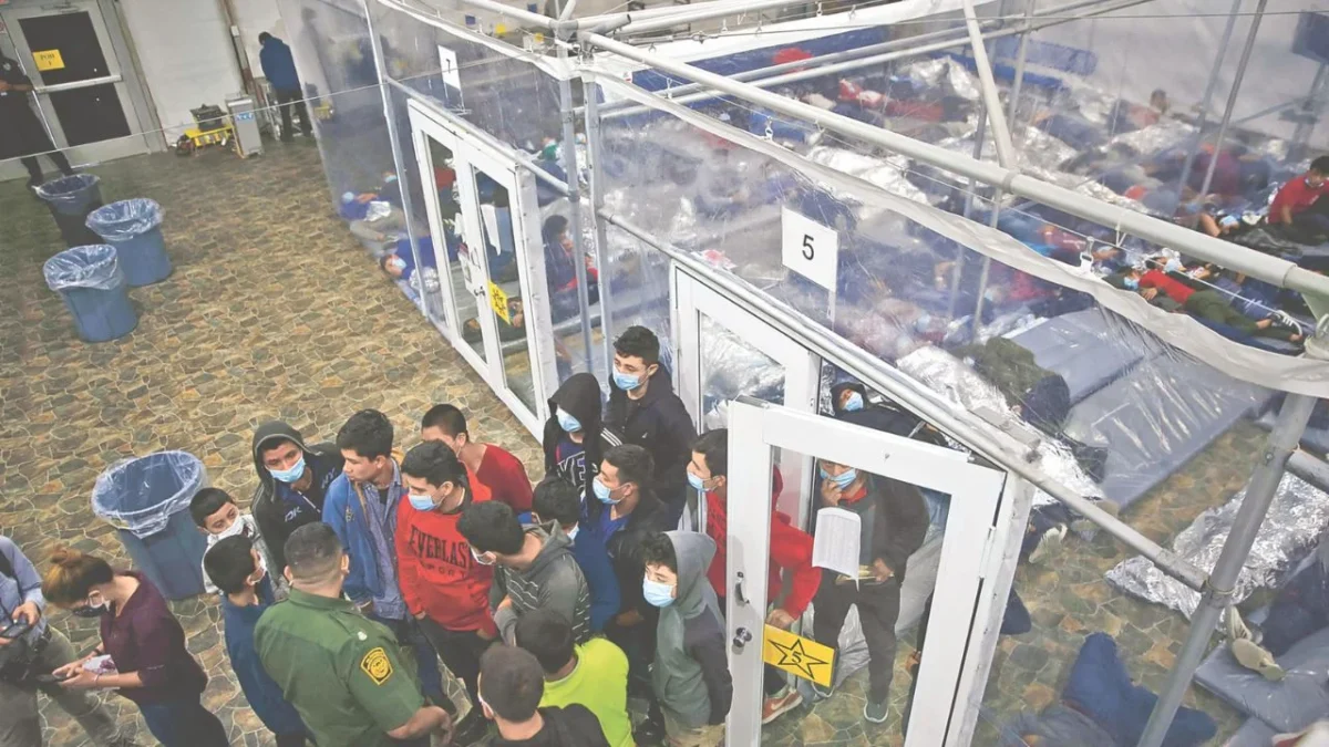 Crece uso de confinamiento solitario en centros del ICE