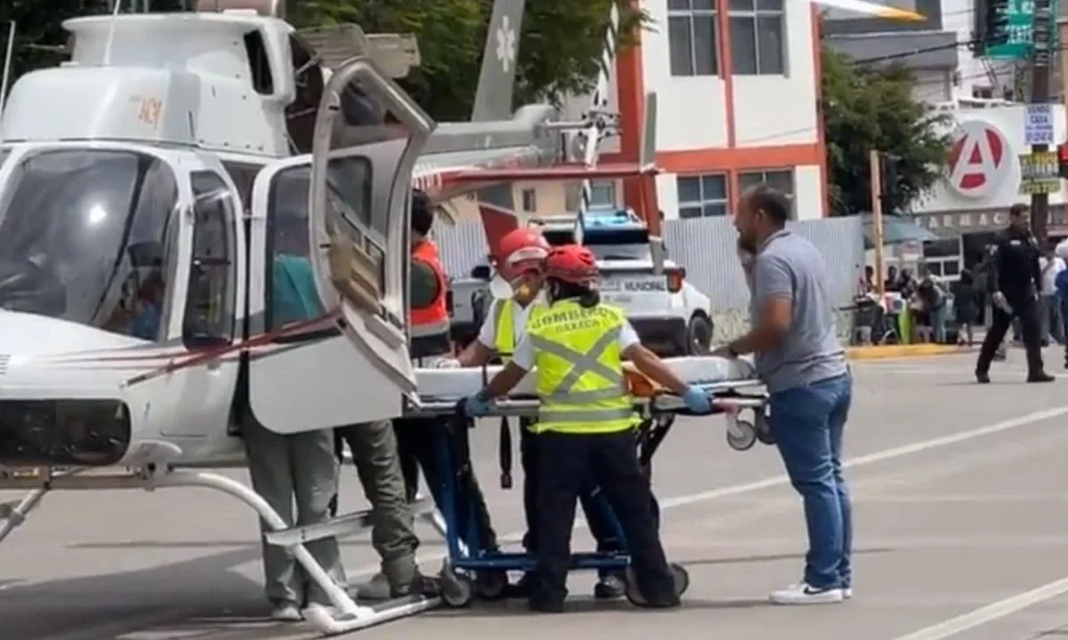 Otro de los heridos graves de Río Ciruelo, Amoltepec, fue trasladado en helicóptero a Oaxaca capital.