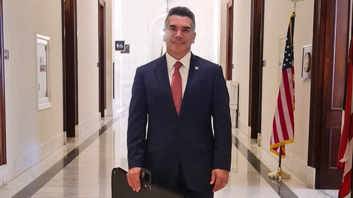 Desde Estados Unidos, Alejandro "Alito" Moreno dice que "defiende" la seguridad hemisférica y de México.