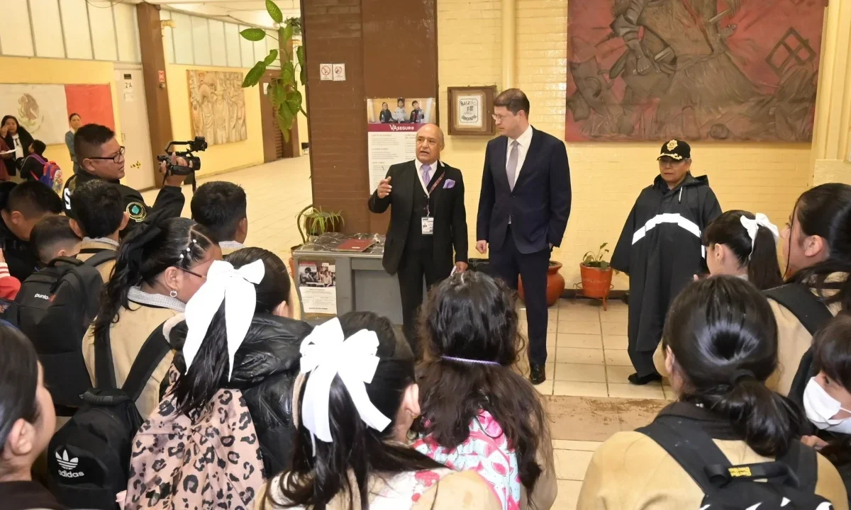 La SSC capitalina desplegó 15 mil policías en el operativo “regreso a clases 2025” en las 16 alcaldías.