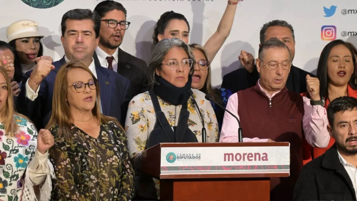 La diputada de Morena, Claudia Garfias, denuncia agresión de otro legislador local de su partido.