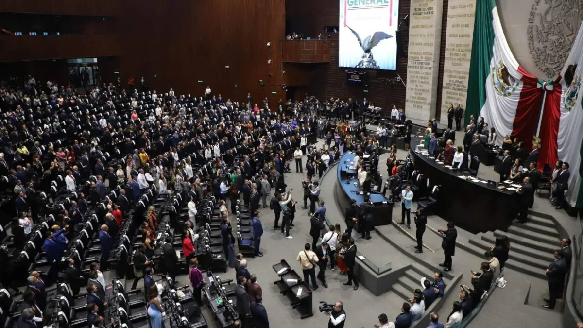 Los diputados de oposición cuestionan política social de la 4T.