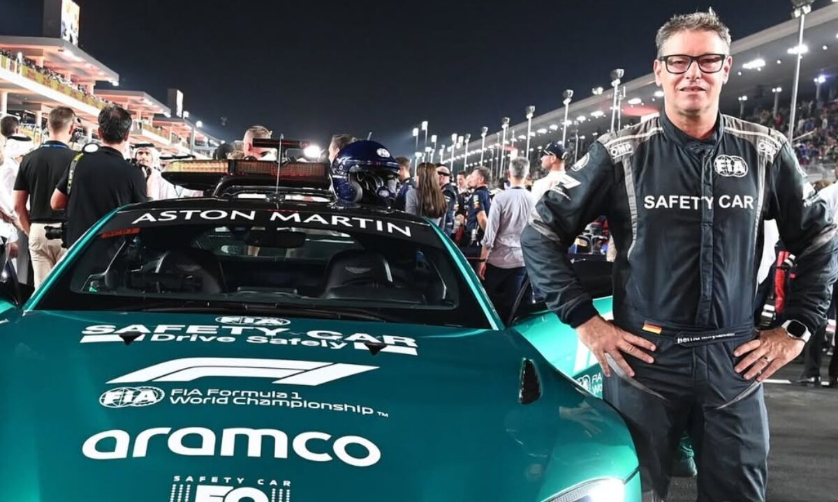 Bernd Mayländer, piloto del Safety Car desde el año 2000, se convirtió en la figura más constante de la Fórmula 1.
