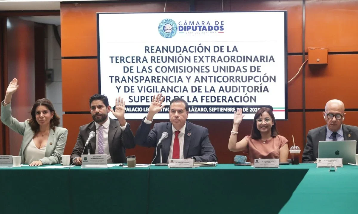 Diputados eligieron a los finalistas para ocupar el Órgano Interno de Control de la FGR.