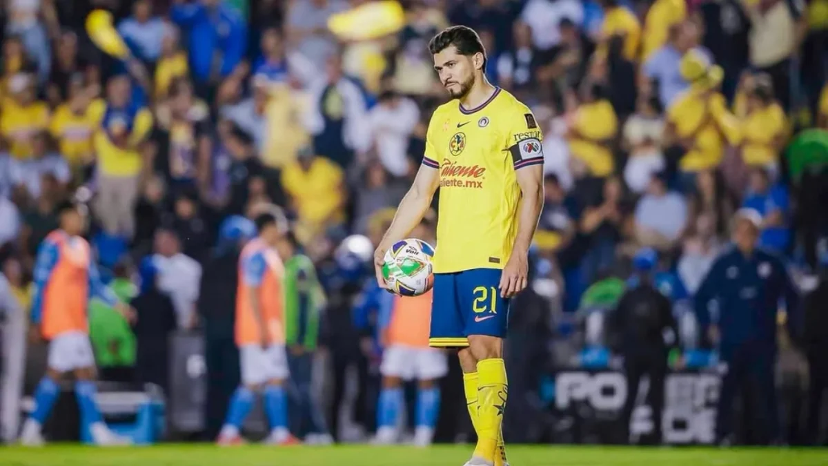 Henry Martín será baja en América tras sufrir un esguince en la rodilla izquierda durante el Apertura 2025.