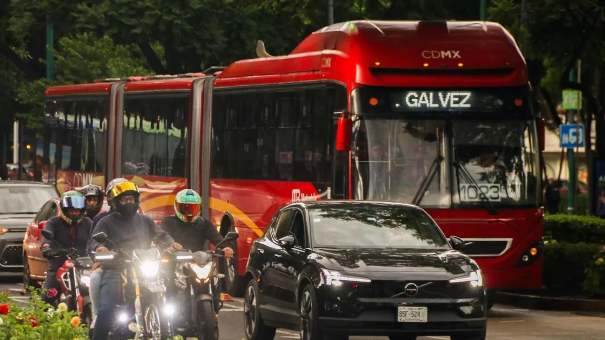 Este es el horario del Metro, Metrobús y Cablebús para el 16 de septiembre