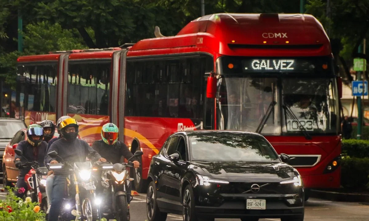 Este es el horario del Metro, Metrobús y Cablebús para el 16 de septiembre