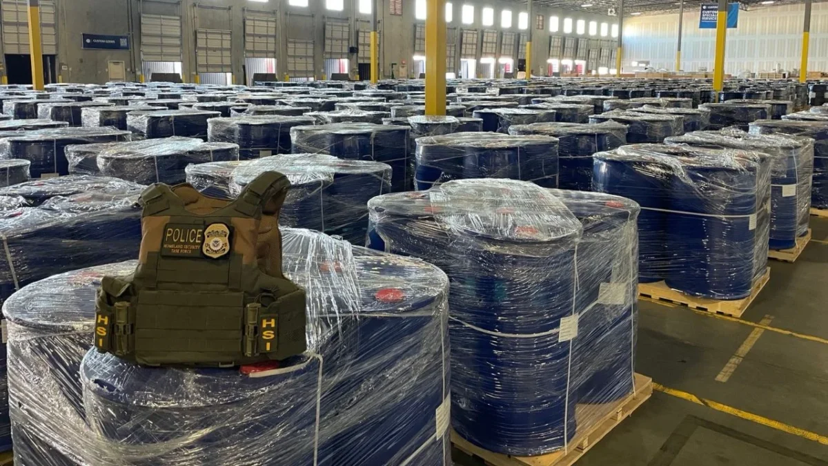 EU presumió la incautación de 300 toneladas de precursores de metanfetamina presuntamente originarios de China para el Cártel de Sinaloa.