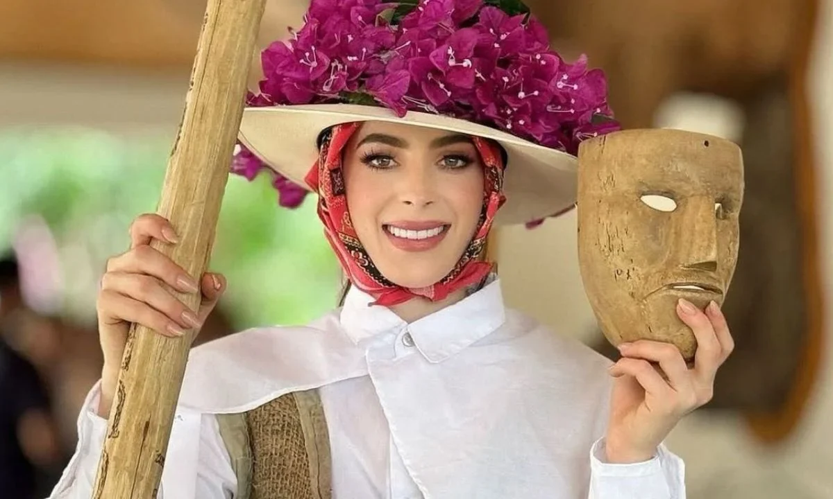 Fátima Bosch se corona como Miss México 2025