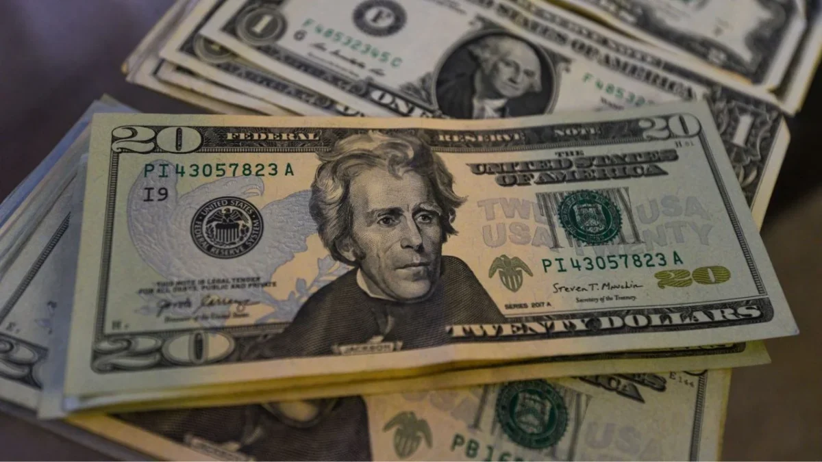 La economía de Estados Unidos registró “poco o ningún cambio” desde principios de julio de acuerdo con la Reserva Federal (Fed).