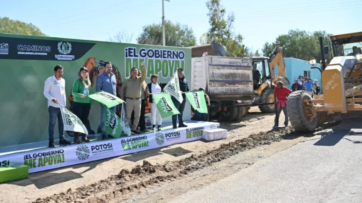 Ricardo Gallardo Cardona anunció que el moderno Camino Villa de Ramos beneficiará a más de 7 mil habitantes de cinco localidades de SLP.