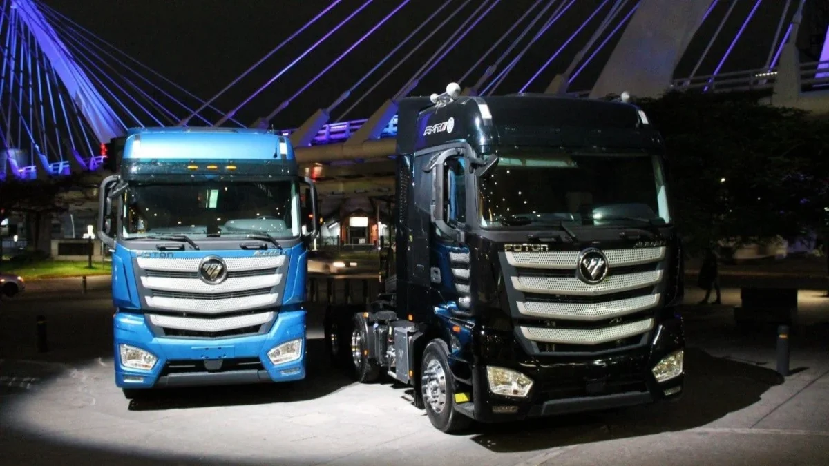 La industria de vehículos pesados en México enfrentó en agosto retrocesos de doble dígito en ventas, producción y exportaciones.
