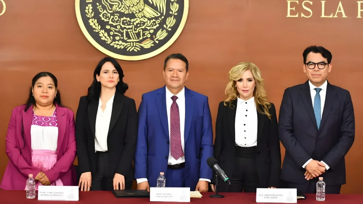 Órgano de Administración Judicial presidido por Néstor Vargas Solano