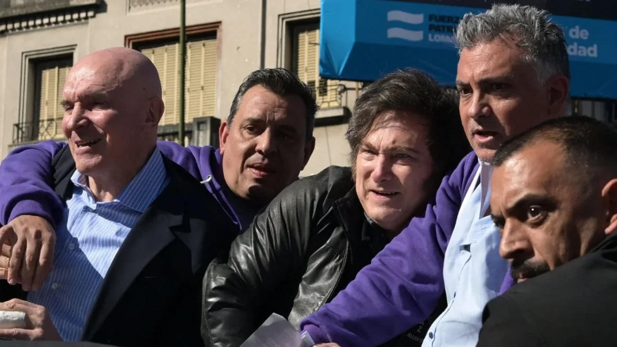Javier Milei sufrió un fuerte golpe político en la provincia de Buenos Aires, donde su partido quedó 13 puntos detrás del peronismo.