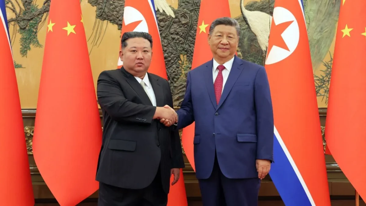 Kim Jong-un supervisa prueba de motor para misiles balísticos