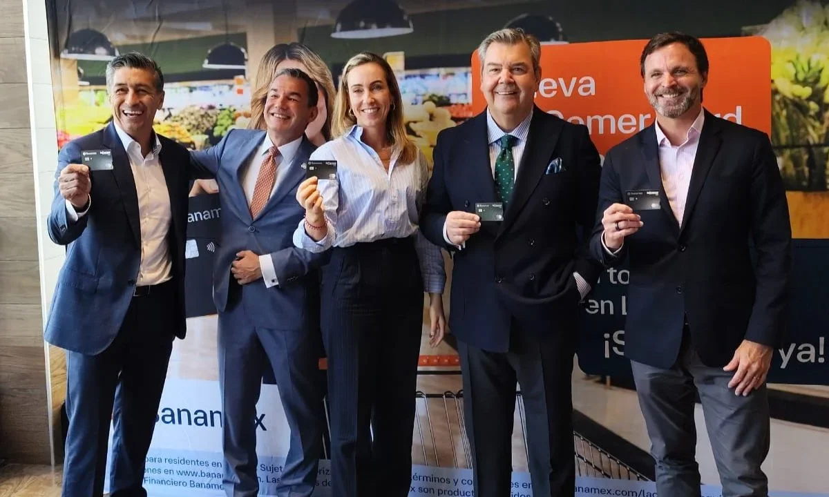 La Comer y Banamex hacen alianza para ampliar presencia financiera