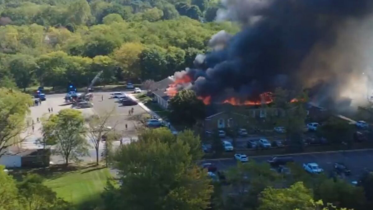 Tiroteo en iglesia mormona en Michigan deja varios muertos entre ellos el agresor