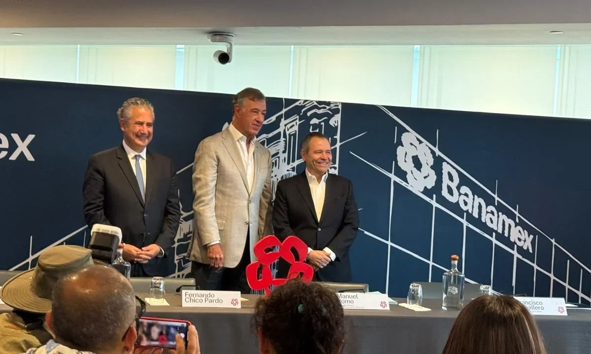 Fernando Chico Pardo aseguró que su inversión en Banamex busca innovación tecnológica, atención al cliente y preservar el acervo cultural.