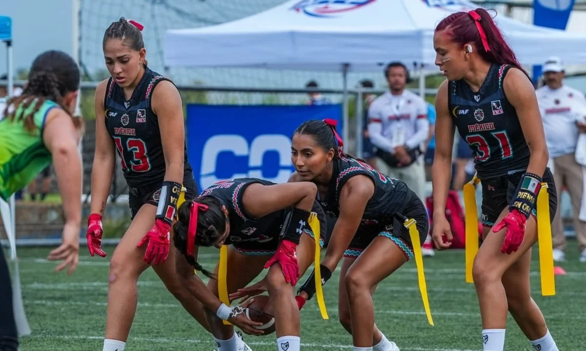 Las selecciones mexicanas de flag football celebran sus títulos continentales en Panamá 2025, destacando su dominio internacional.