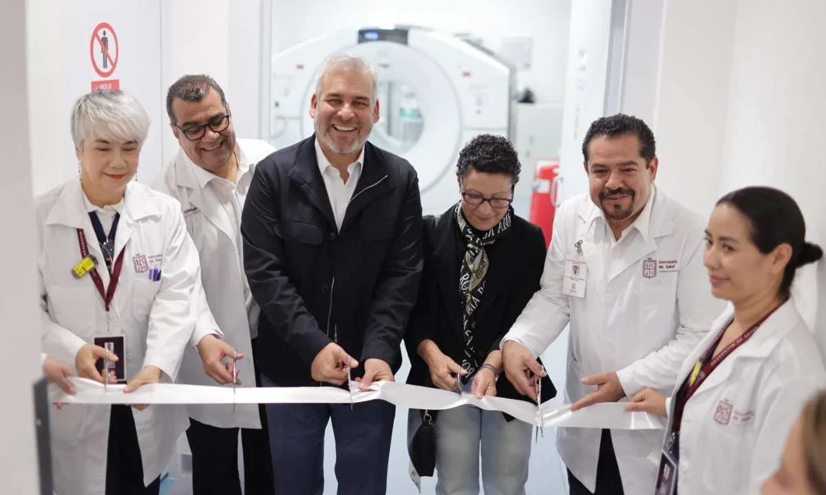 Michoacán estrena equipos de vanguardia para tratar el cáncer.