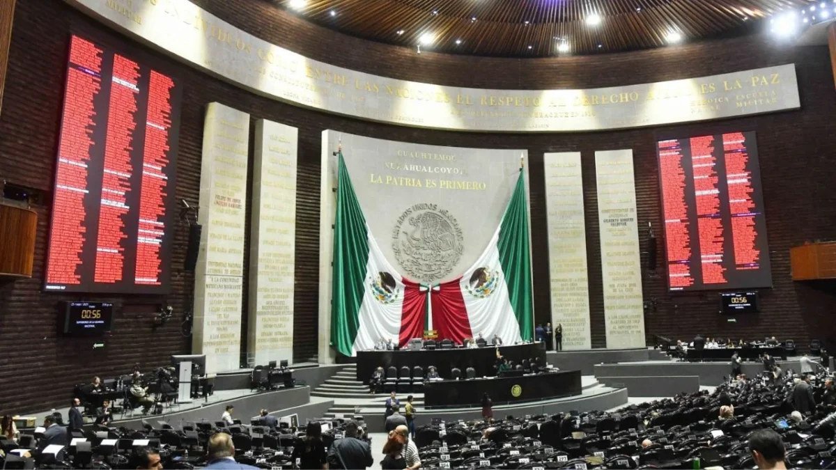 Morena anunció que propondrá, en la Cámara de Diputados, la creación de una comisión especial en la FGR para investigar el huachicol fiscal y la facturación falsa.