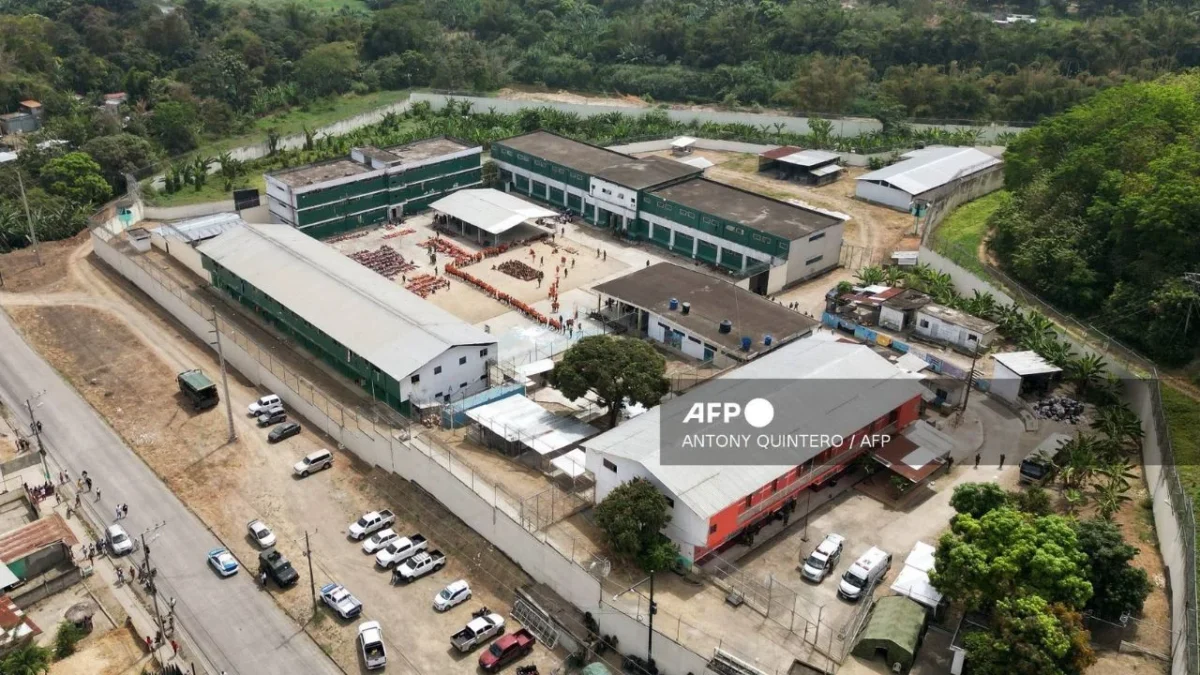Motín deja 17 reclusos muertos en cárcel de Esmeraldas, Ecuador.