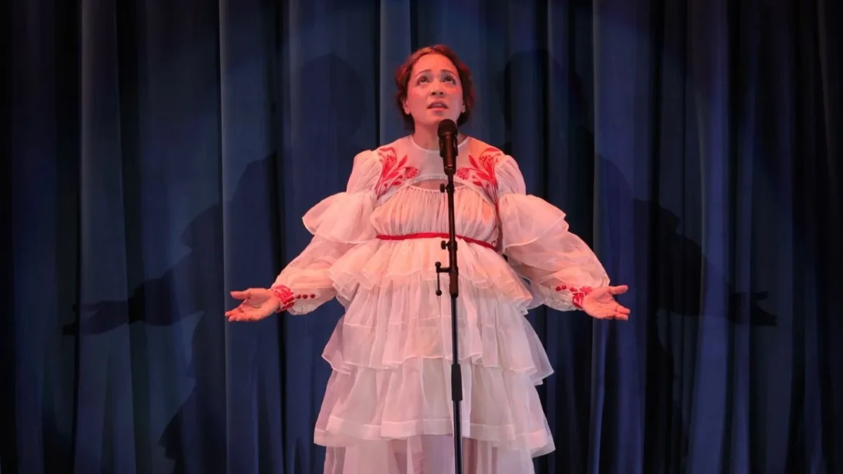 Natalia Lafourcade ofreció una velada íntima en el Auditorio Nacional.