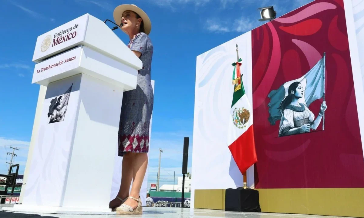 En Mazatlán, Sinaloa, Claudia Sheinbaum destacó que en la relación bilateral con EU se trata el tema de la seguridad y el tráfico de armas.