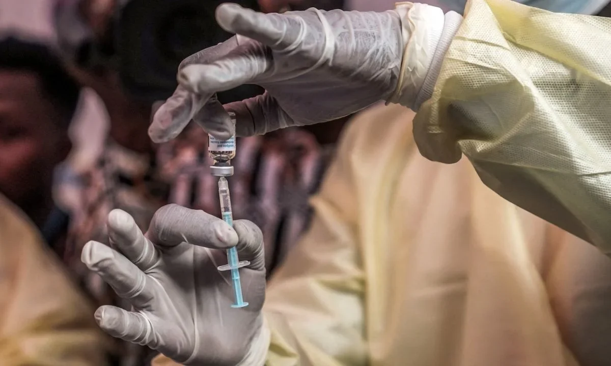 La OMS anunció este viernes que el mpox dejó de ser una urgencia de salud pública internacional ante la caída del número de casos y muertes.