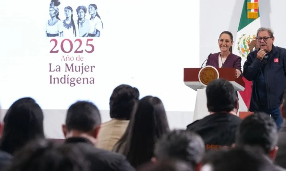 Claudia Sheinbaum y Paco Ignacio Tiabo II en el lanzamiento de "25 para el 25"