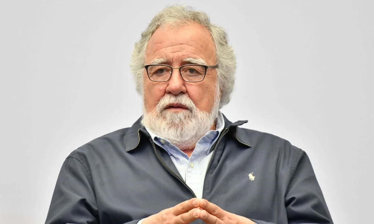 El Senado aprobó el nombramiento de Alejandro Encinas como embajador extraordinario y plenipotenciario de México ante la OEA.
