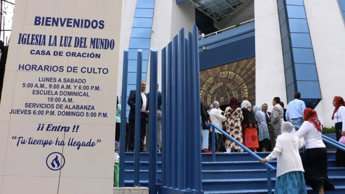 Medios reportan que un juez federal con sede en Morelia declaró ilegal la detención de los guardia de La luz del Mundo y ordenó su libertad.