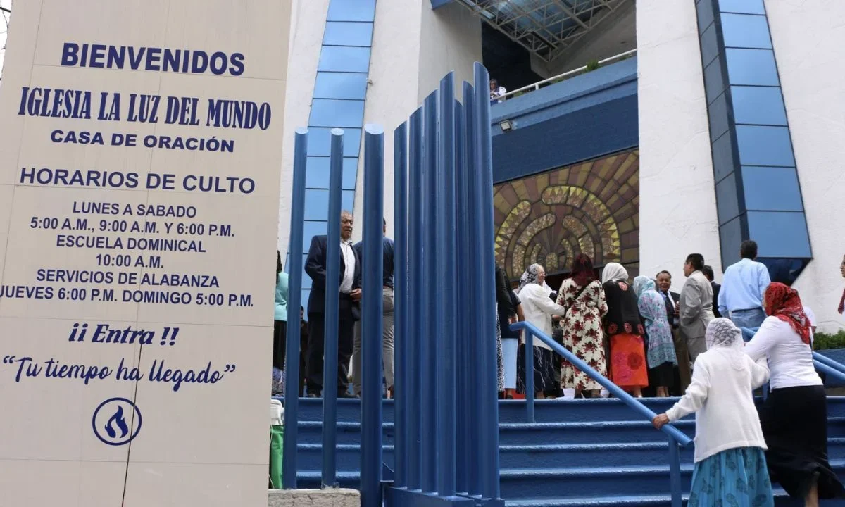 Medios reportan que un juez federal con sede en Morelia declaró ilegal la detención de los guardia de La luz del Mundo y ordenó su libertad.