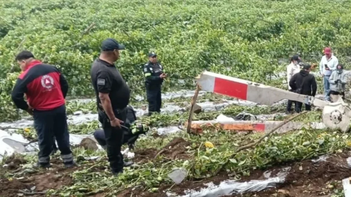 Un helicóptero se desplomó en Tepetlixpa y dejó dos personas muertas, pero trascendió que transportaba oro valuado en 10 mdp.