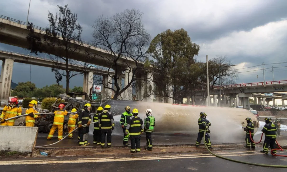 El exceso de velocidad, cuestionado en el nuevo video de la pipa, es la línea de investigación que mantiene abierta la Fiscalía de CDMX.
