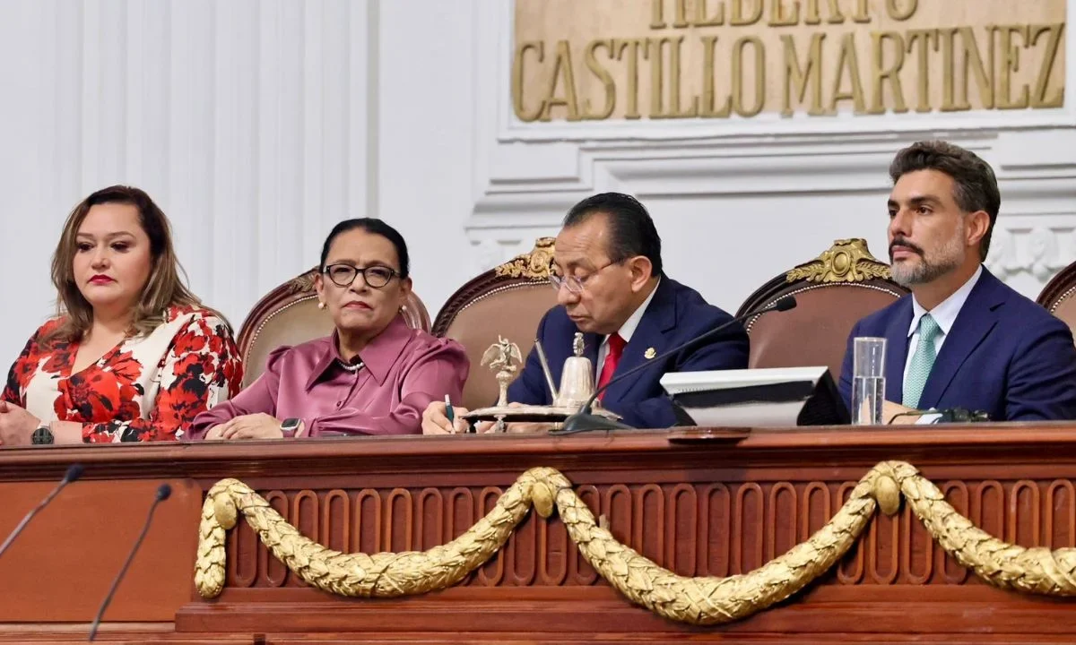 Rosa Icela Rodríguez asistió a la toma de protesta de los jueces electos en el Congreso de la Ciudad de México.