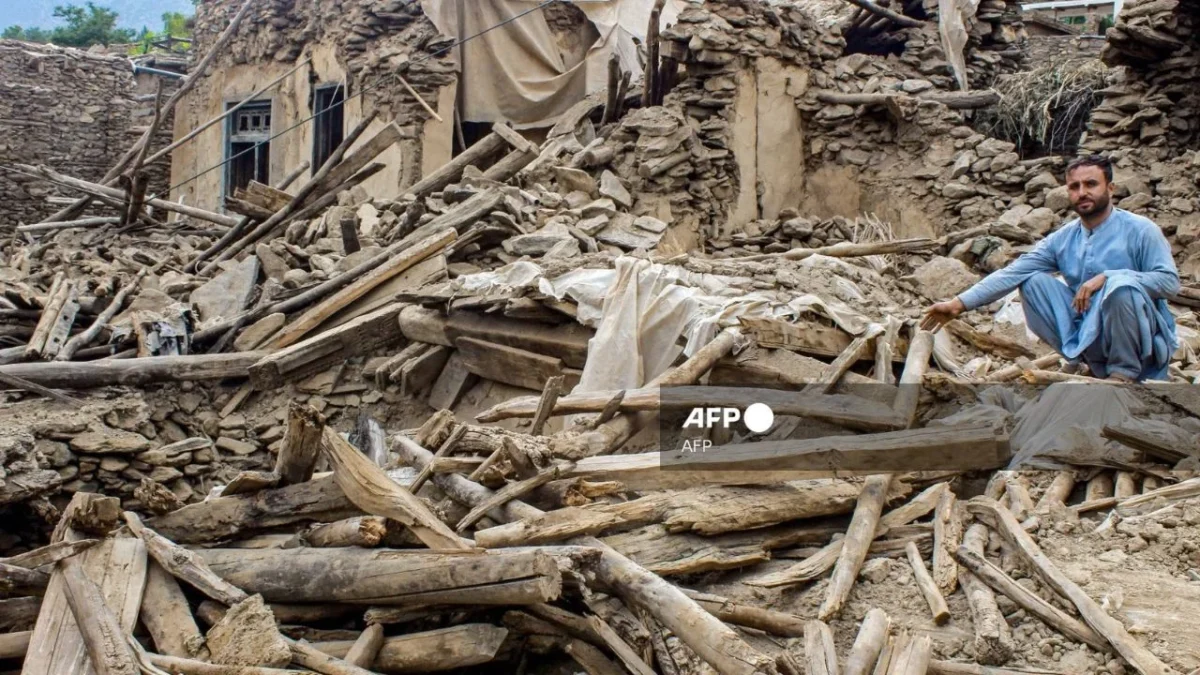 Se registra nuevo terremoto en Afganistán, van más de 2200 muertos