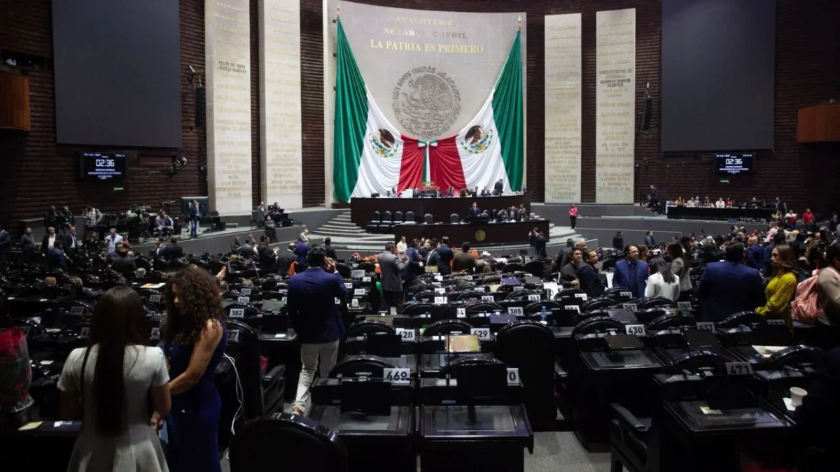 El secretario de Hacienda, Édgar Amador Zamora, entregará el Paquete Económico 2026, a las 10:30 pm a la Cámara de Diputados.