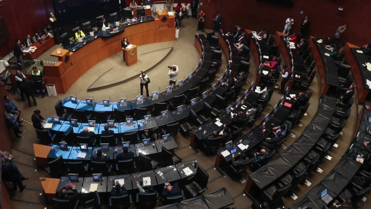 El Senado arranca sesión para toma de protesta del nuevo Poder Judicial.