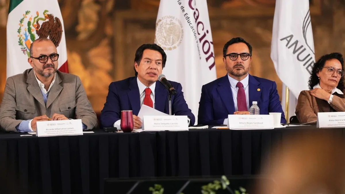 La SEP y diversas Universidades públicas y privadas del país, instalaron la Comisión Nacional de Aprendizaje a lo Largo de la Vida.