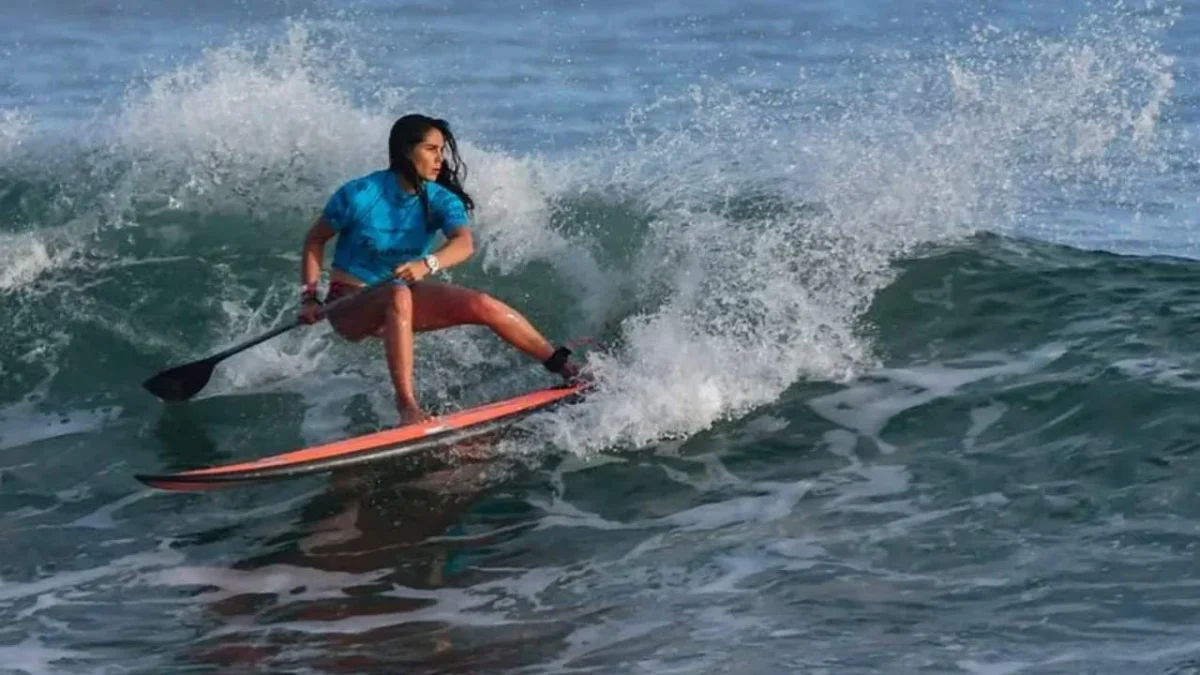 Vania Torres aún convive con los problemas característicos de la región latinoamericana, al no existir apoyos reales del surf.