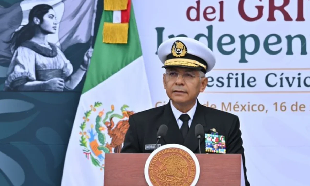 El almirante Pedro Raymundo Morales Ángeles asegura que la Marina actúa con honestidad y aplica la ley.
