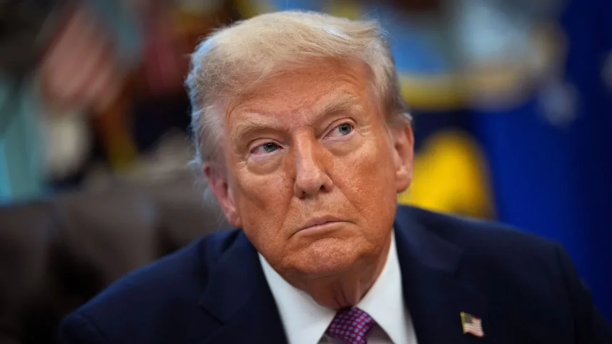 La amenaza de Trump a Venezuela surge luego de que aviones caza, enviados desde Caracas, volaron cerca de un buque norteamericano.