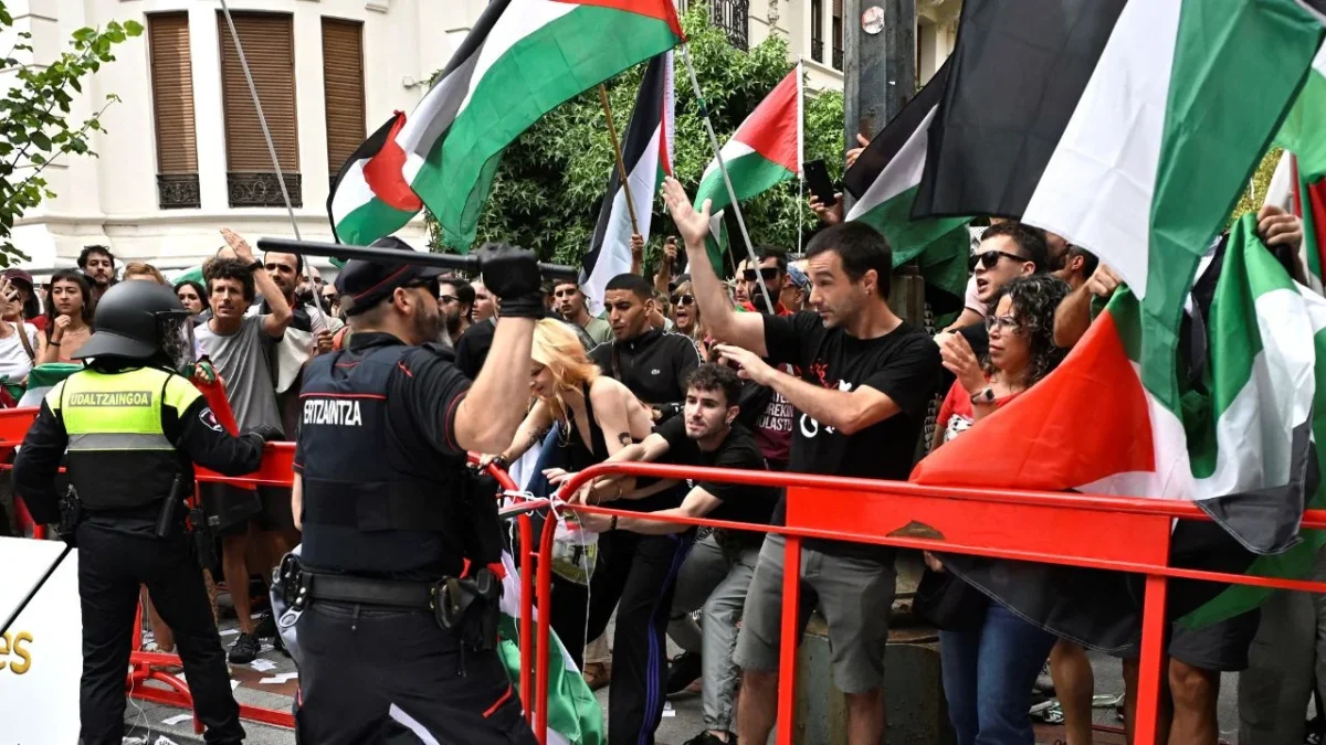 Manifestaciones propalestinas en la Vuelta a España