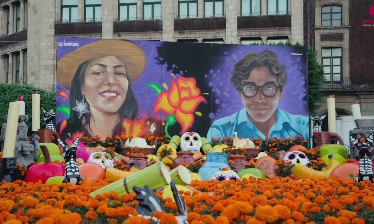 Brugada dedica ofrenda a colaboradores asesinados, Ximena y Pepe