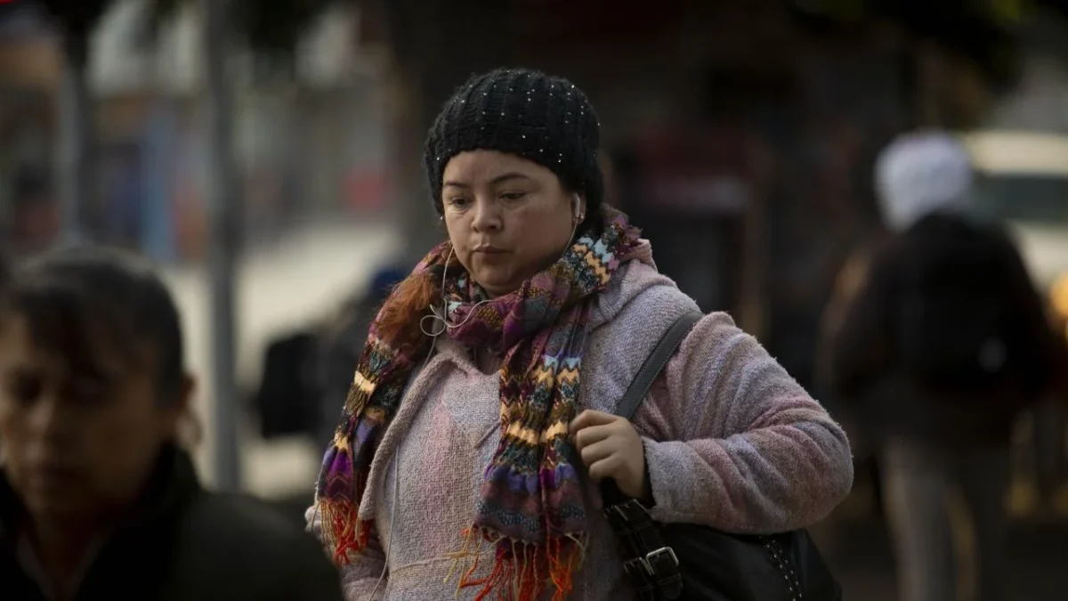 Predominará hoy un clima caluroso después de mediodía. El cielo estará mayormente despejado. Sin lluvias en la CDMX