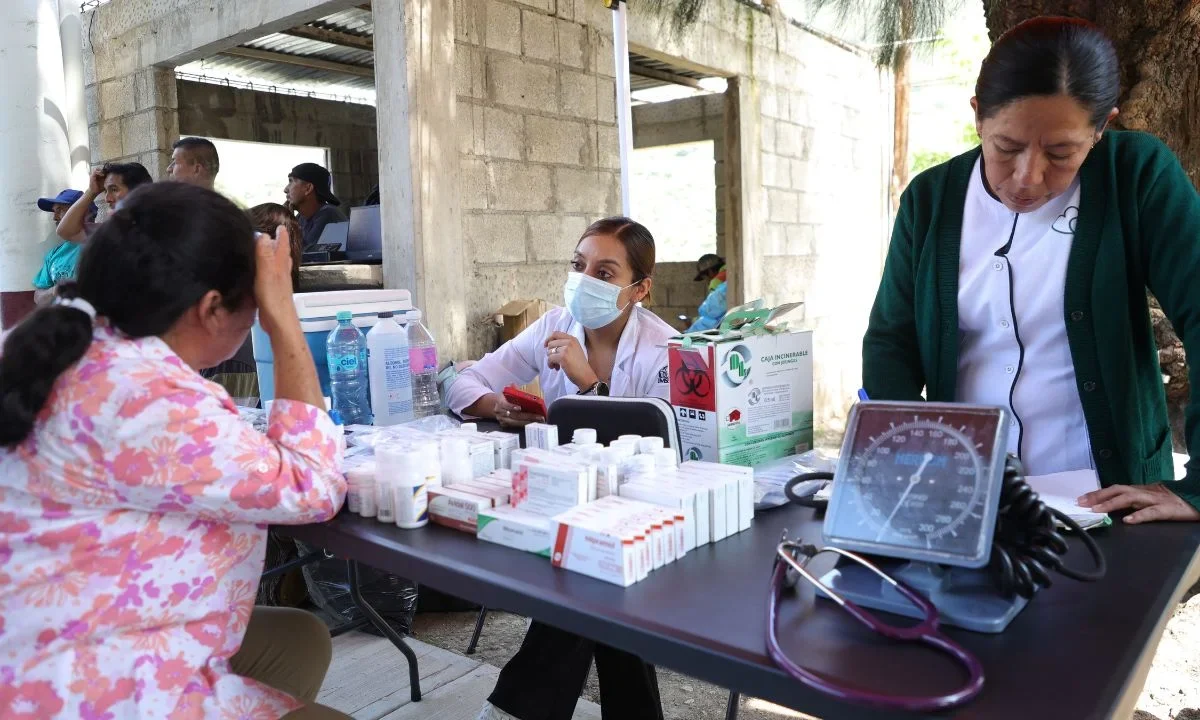 Tras las lluvias, en Pachuca de Soto, 70% de los alumnos del nivel básico ha retomado actividades; 96% de los alumnos del nivel medio superior están activos de manera presencial y remota