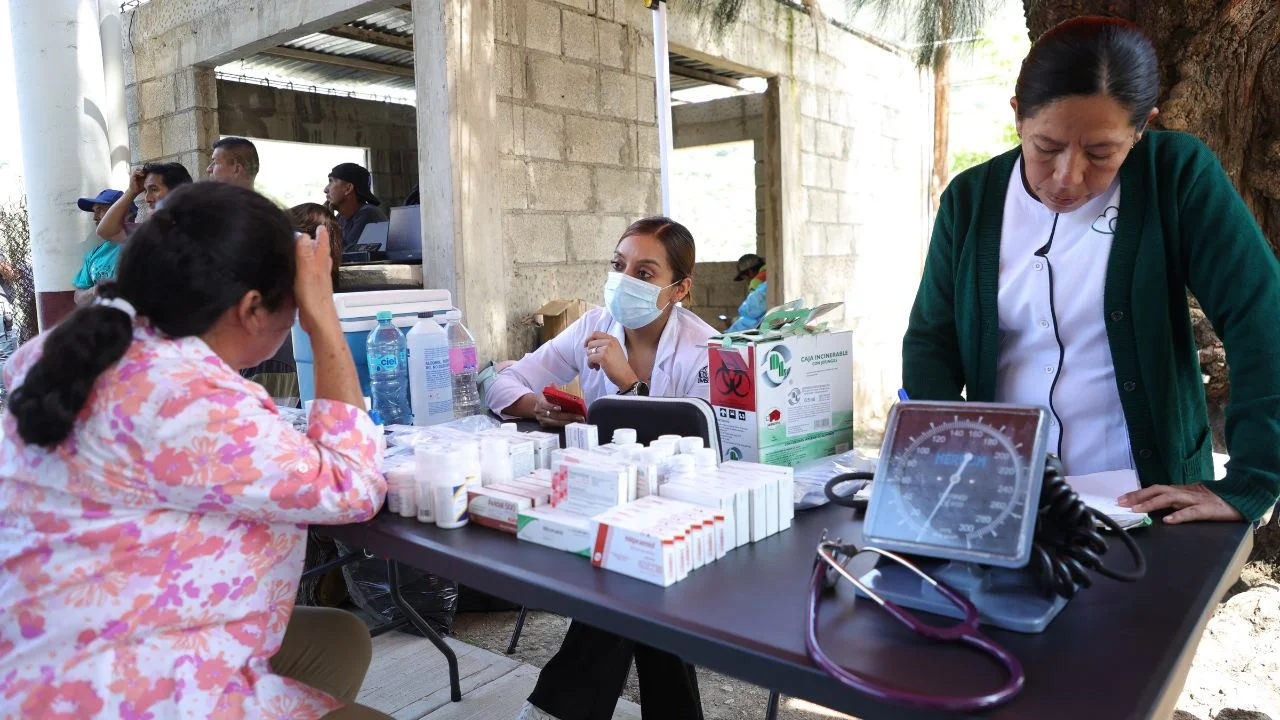 Tras las lluvias, en Pachuca de Soto, 70% de los alumnos del nivel básico ha retomado actividades; 96% de los alumnos del nivel medio superior están activos de manera presencial y remota